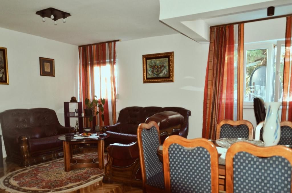 Апартаменты Stan Željezara Цетине