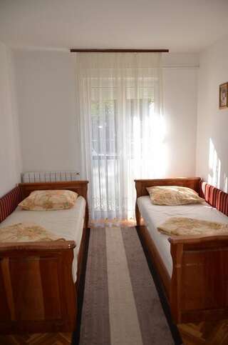 Апартаменты Stan Željezara Цетине Апартаменты с 2 спальнями-10