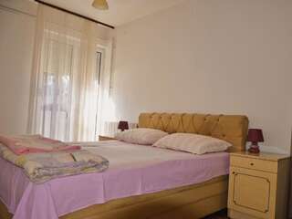 Апартаменты Stan Željezara Цетине Апартаменты с 2 спальнями-11